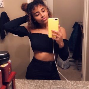 Meet your Posher, Kaira